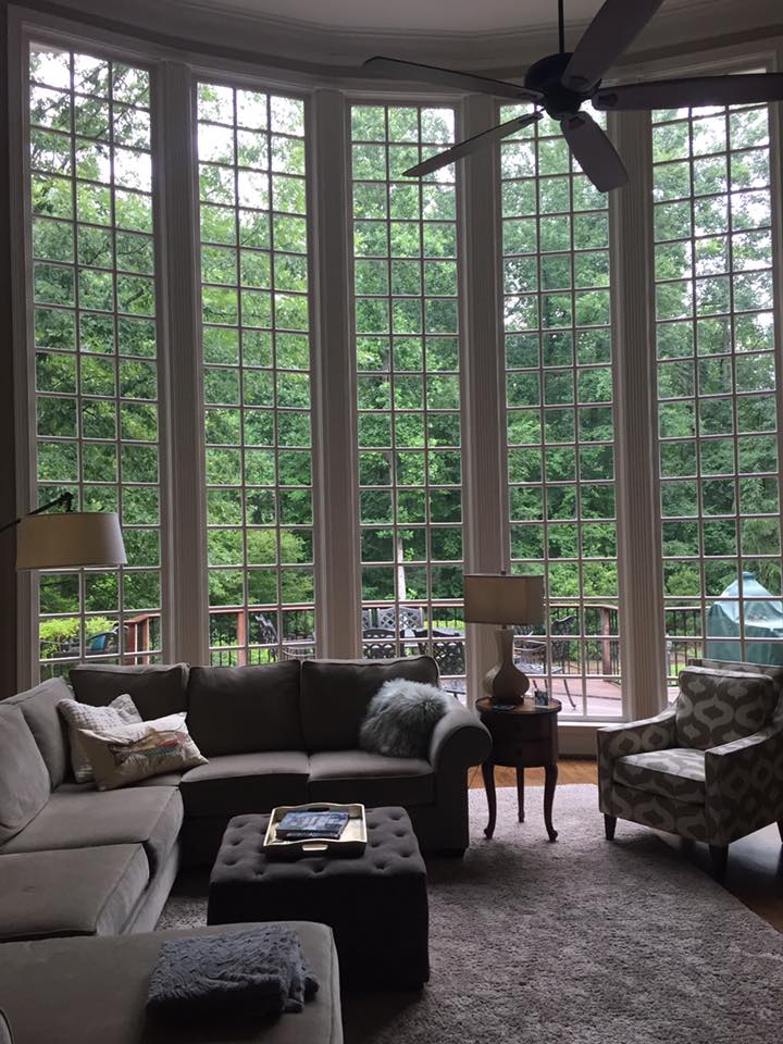 Before and after results of professional window cleaning